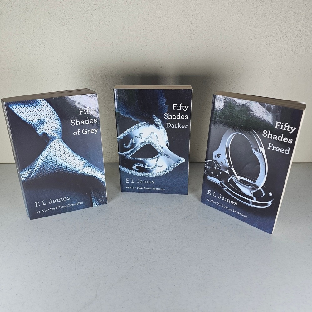 FIFTY 50 SHADES OF GREY Books TRILOGY SET Issues I, 2 and 3 Darker Freed